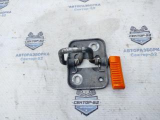 Замок капота Volkswagen Caddy 2013