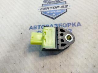 Датчик airbag RAV4 2010 ZSA30 3ZR-FAE Датчик airbag RAV4 2010 ZSA30 3ZR-FAE