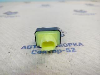 Датчик airbag RAV4 2010 ZSA30 3ZR-FAE Датчик airbag RAV4 2010 ZSA30 3ZR-FAE