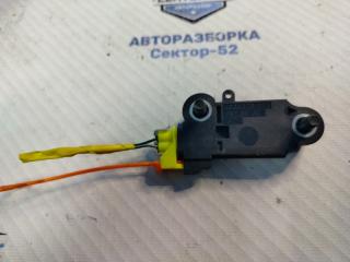 Датчик airbag Chevrolet Captiva C100 10HM Датчик airbag Chevrolet Captiva C100 10HM