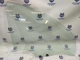 Стекло двери переднее правое Renault Sandero Stepway 2011