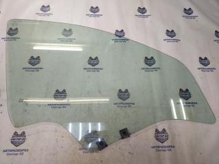 Стекло двери переднее правое Renault Sandero 2010