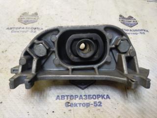 Опора двигателя левая Renault Sandero 2010
