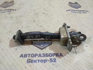 Ограничитель двери задний Subaru Tribeca 2009