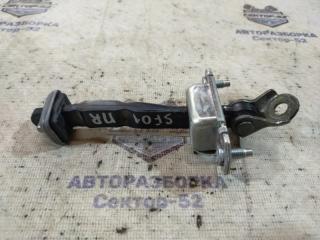 Запчасть ограничитель двери передний Subaru Forester 2007