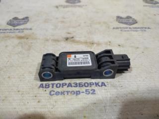Датчик airbag Grand Vitara 2007 TD54 J20A Датчик airbag Grand Vitara 2007 TD54 J20A