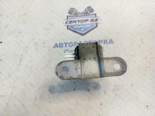 Датчик airbag левый Suzuki Grand Vitara TD54 J20A Датчик airbag левый Suzuki Grand Vitara TD54 J20A