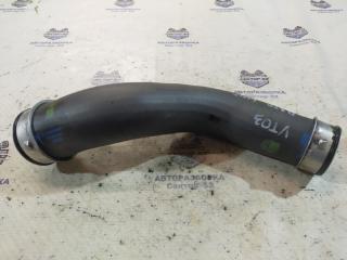 Патрубок интеркулера правый Volkswagen Tiguan 2009