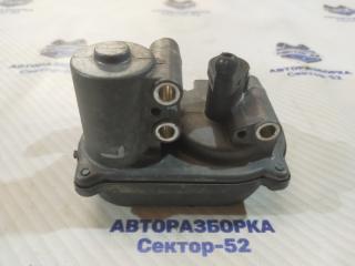Механизм изменения длины впускного коллектора Audi A6 Allroad 2008
