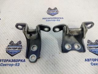 Петля двери передняя правая Honda Civic 2008