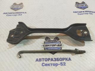 Запчасть крепление акб (корпус/подставка) Subaru Forester 2009