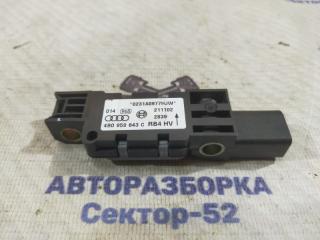 Запчасть датчик airbag Volkswagen Touareg 2003