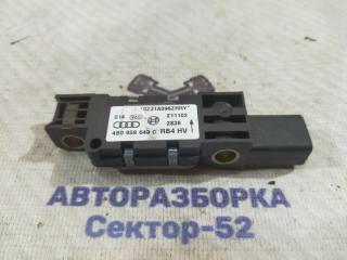 Запчасть датчик airbag Volkswagen Touareg 2003