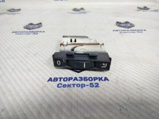 Запчасть кнопка левая Volkswagen Touareg 2003