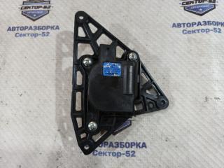 Мотор заслонки отопителя левый Kia Sportage 2007 контрактная Мотор заслонки отопителя левый Kia Sportage 2007