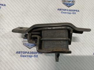 Опора двигателя правая Subaru Forester 2006