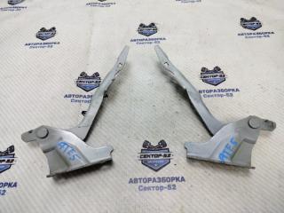 Петля капота Kia Sportage 2008 контрактная Петля капота Kia Sportage 2008