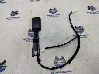 Замок ремня безопасности передний правый Toyota RAV4 2011