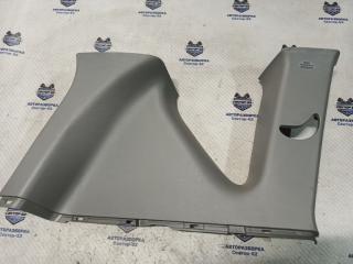Обшивка багажника боковая задняя левая Toyota RAV4 2011