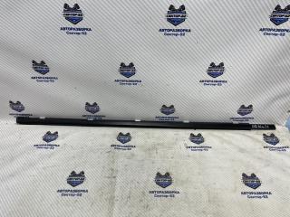 Фото запчасти уплотнитель стекла двери передний правый Nissan Qashqai 2009 контрактная запчасть Запчасть уплотнитель стекла двери передний правый Nissan Qashqai 2009