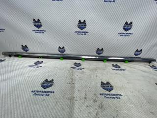 Уплотнитель стекла двери передний правый Honda CR-V 2008