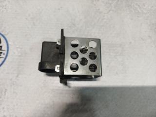 Запчасть резистор вентилятора охлаждения Nissan Qashqai 2009