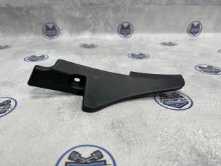 Накладка крыла передняя правая Renault Duster 2011