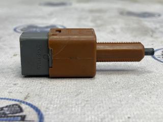 Запчасть датчик включения стоп-сигнала Nissan X-Trail 2011