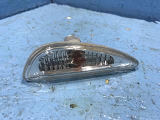 Фото запчасти поворотник Hyundai Solaris Б/У запчасть Запчасть поворотник Hyundai Solaris