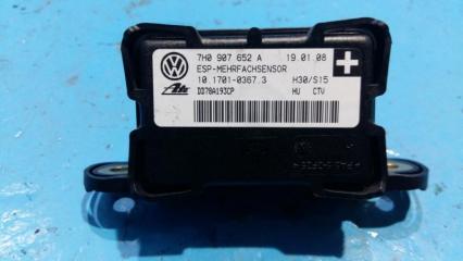 Запчасть датчик ускорения Volkswagen Touareg 2008