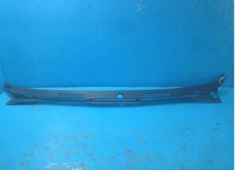 Запчасть решетка дворников Mitsubishi Galant 7