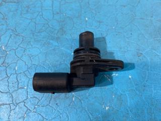 Датчик распредвала Volkswagen Golf 6 2010