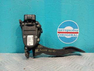 Педаль газа Ford Fiesta