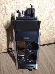 Консоль между сидений Ford Explorer (2011-) 2010-2015 Б/У Консоль между сидений Ford Explorer (2011-) 2010-2015