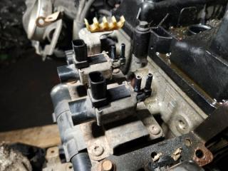 Клапан вакуумный Ford C-MAX (07-10) 2008