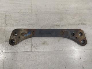 Балка передняя поперечная Ford Maverick (01-06) 2004
