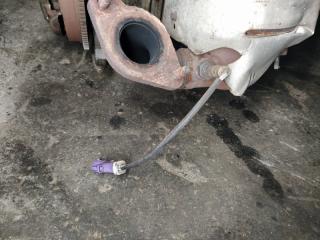 Фото запчасти датчик кислорода (лямбда-зонд) нижний Ford Fiesta (01-08) 2005 контрактная запчасть Запчасть датчик кислорода (лямбда-зонд) нижний Ford Fiesta (01-08) 2005