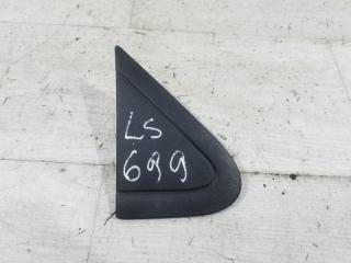 Запчасть накладка переднего крыла правая Ford Tourneo/Connect (02-13) 2007