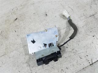 Замок багажника Ford Mondeo 3 (00-07) 2002 Б/У Замок багажника Ford Mondeo 3 (00-07) 2002