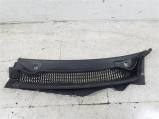 Решетка стеклоочистителя (жабо) левая Ford Mondeo 3 (00-07) 2001