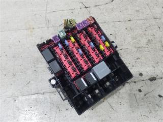 Фото запчасти блок предохранителей (салонный) Ford Fiesta (08-12) 2011 контрактная запчасть Запчасть блок предохранителей (салонный) Ford Fiesta (08-12) 2011