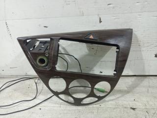 Рамка магнитолы Ford FOCUS 1 USA (98-05) 2001