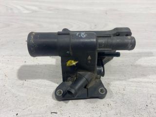 Фланец системы охлаждения (тройник) Ford S-MAX (06-15) 2011 Б/У Фланец системы охлаждения (тройник) Ford S-MAX (06-15) 2011