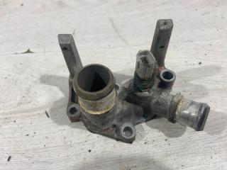 Фланец системы охлаждения (тройник) Ford Focus 3 (11-14) 2013