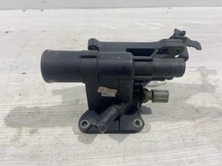 Фланец системы охлаждения (тройник) Ford S-MAX (06-15) 2009 контрактная Фланец системы охлаждения (тройник) Ford S-MAX (06-15) 2009