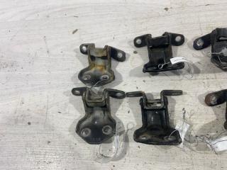 Петля двери Ford Ranger (06-11) Пикап. 4 двери 2.5L 16V DOHC HPCR DI TC Diesel Петля двери Ford Ranger (06-11) Пикап. 4 двери 2.5L 16V DOHC HPCR DI TC Diesel