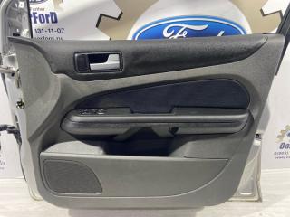 Обшивка двери передняя правая Ford Focus 2 (04-08) 2007