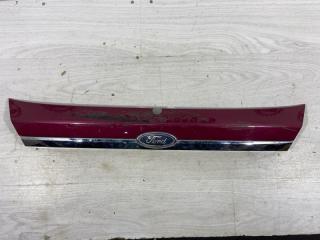 Накладка крышки багажника Ford Fiesta (08-12) 2011 контрактная Накладка крышки багажника Ford Fiesta (08-12) 2011