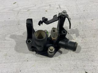 Фланец системы охлаждения (тройник) Ford Focus 2 (08-11) 2010 контрактная Фланец системы охлаждения (тройник) Ford Focus 2 (08-11) 2010