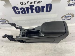 Консоль между сидений Ford Kuga 2 (12-19) 2017 контрактная Консоль между сидений Ford Kuga 2 (12-19) 2017